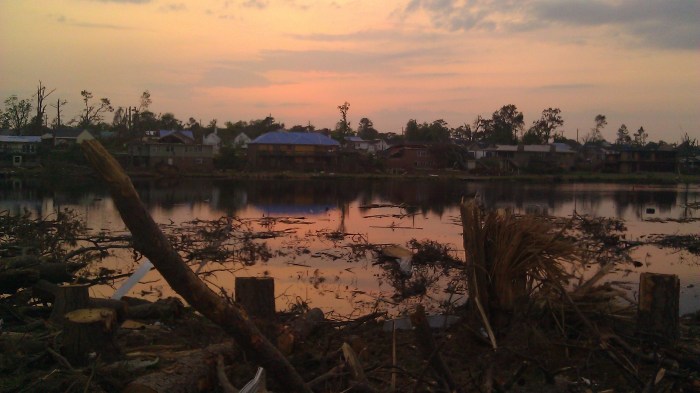 IMAG3820 sunset may 23 Tanya Mikulas Tuscaloosa tornado 2011